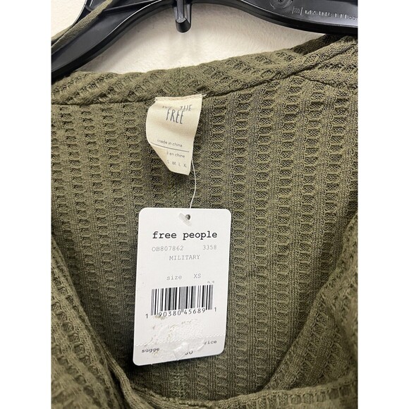 We The Free / Free People Wildcat Cowl Neck Thermal Pullover Sweater Military XS - Picture 3 of 6